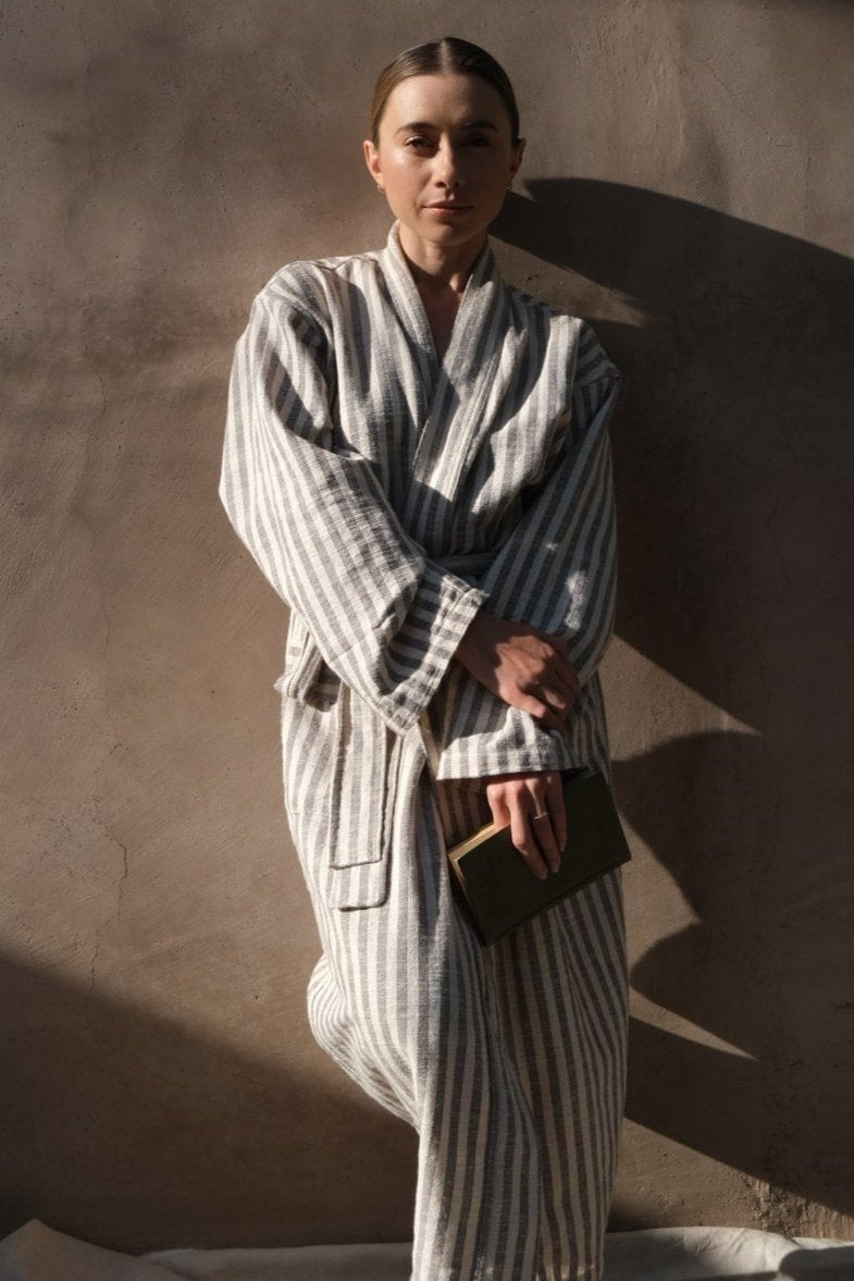 Robe Striped Grey