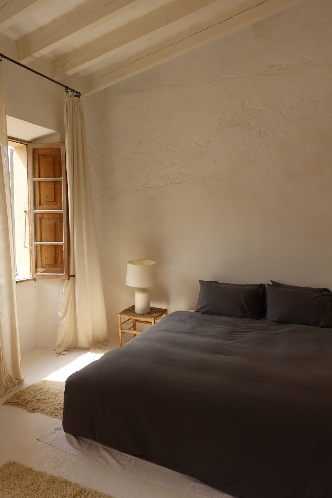 Ash Bedding Set