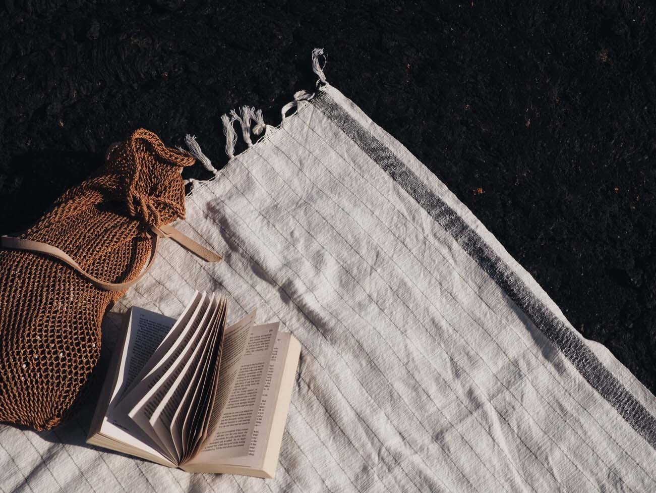 bahia black mizar&alcor handmade organic summer towel