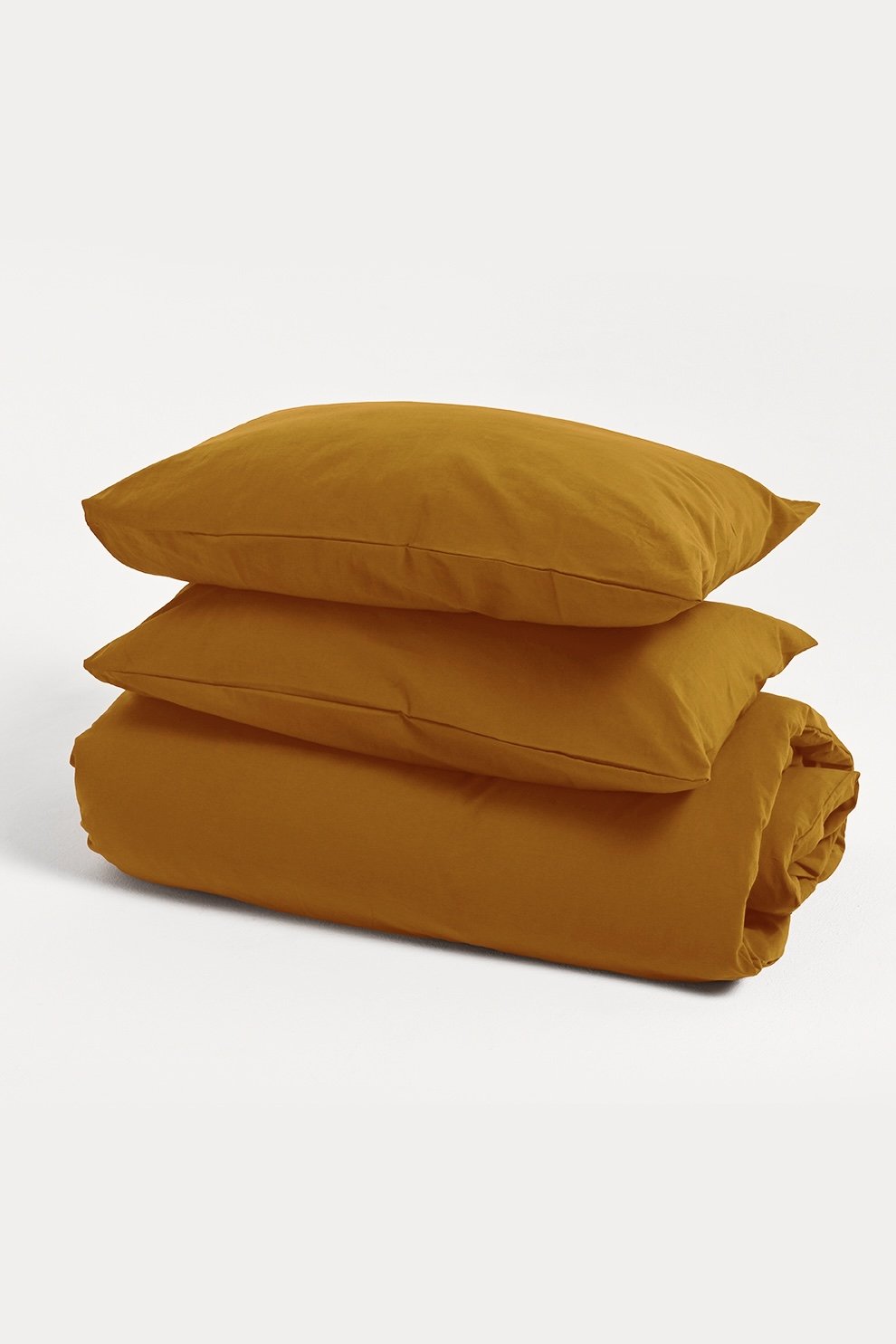 Turmeric Bedding & Apricot Cushions