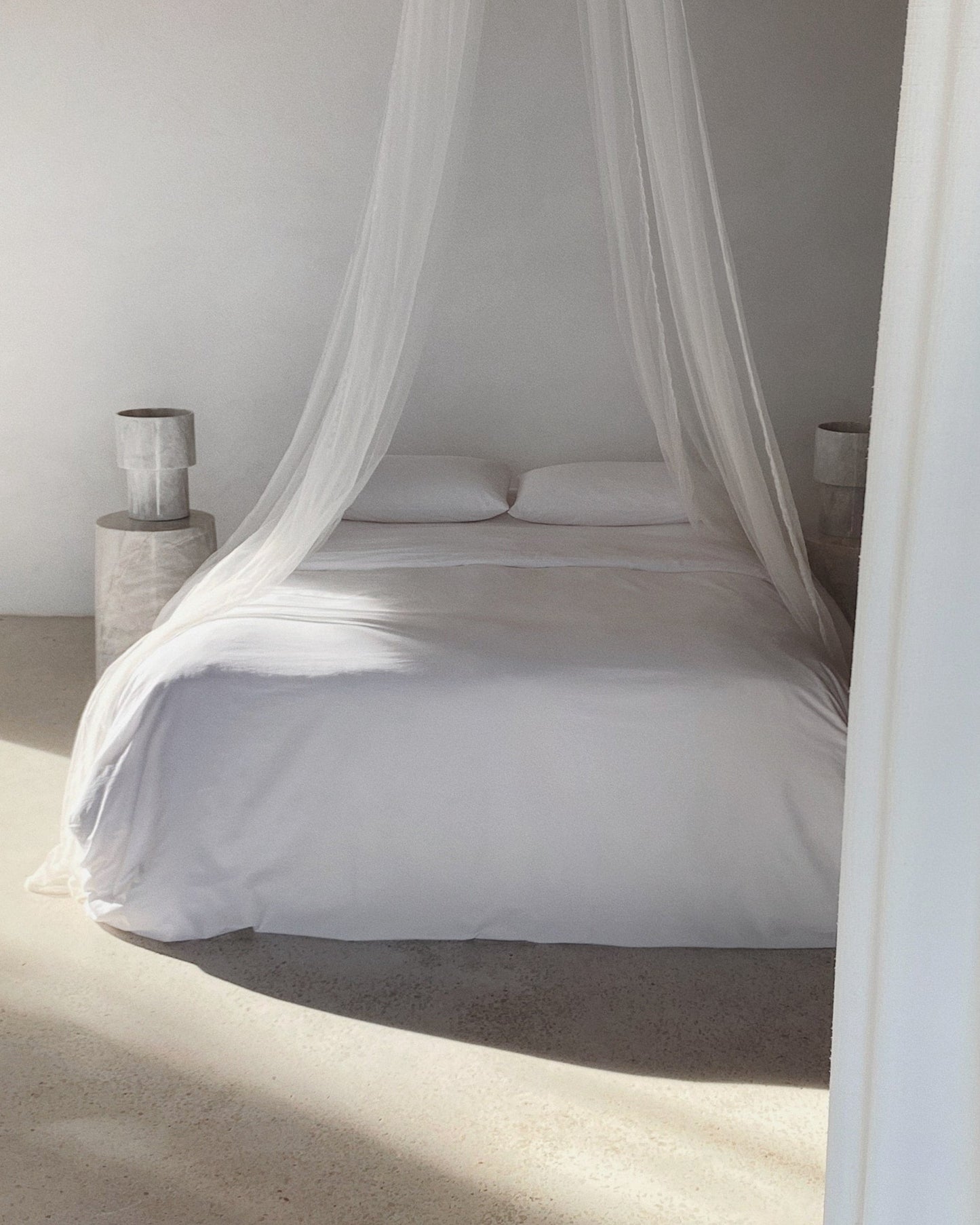 Bianco Bedding & Suro Cushions